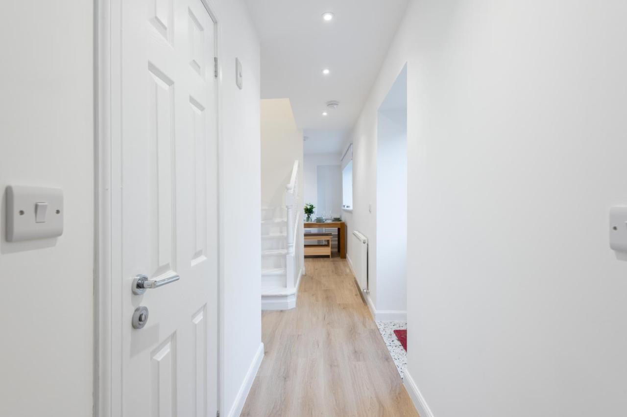 The Pinkish House - 4 Bed Home In The Town Centre Blairgowrie and Rattray Екстериор снимка