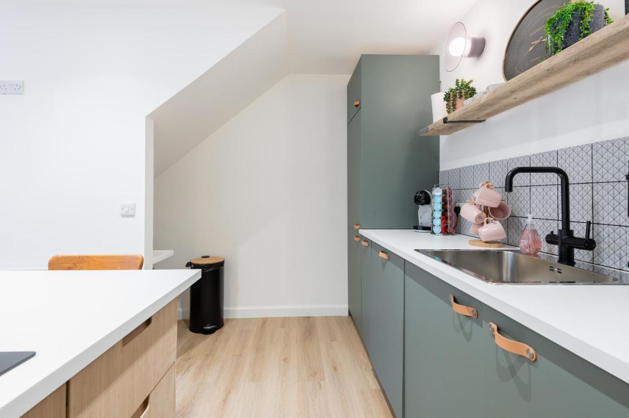 The Pinkish House - 4 Bed Home In The Town Centre Blairgowrie and Rattray Екстериор снимка