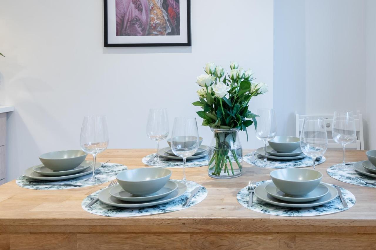 The Pinkish House - 4 Bed Home In The Town Centre Blairgowrie and Rattray Екстериор снимка