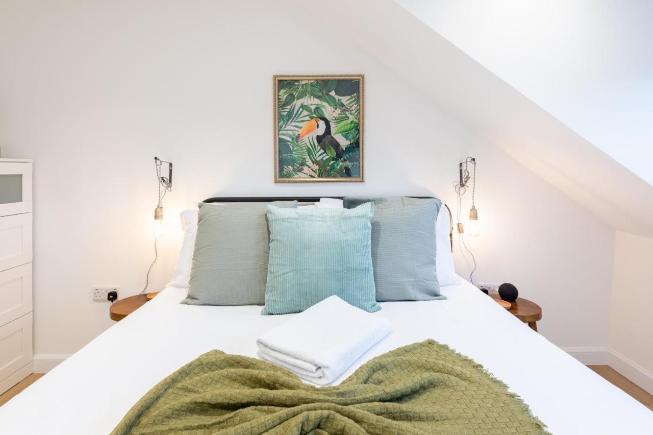 The Pinkish House - 4 Bed Home In The Town Centre Blairgowrie and Rattray Екстериор снимка