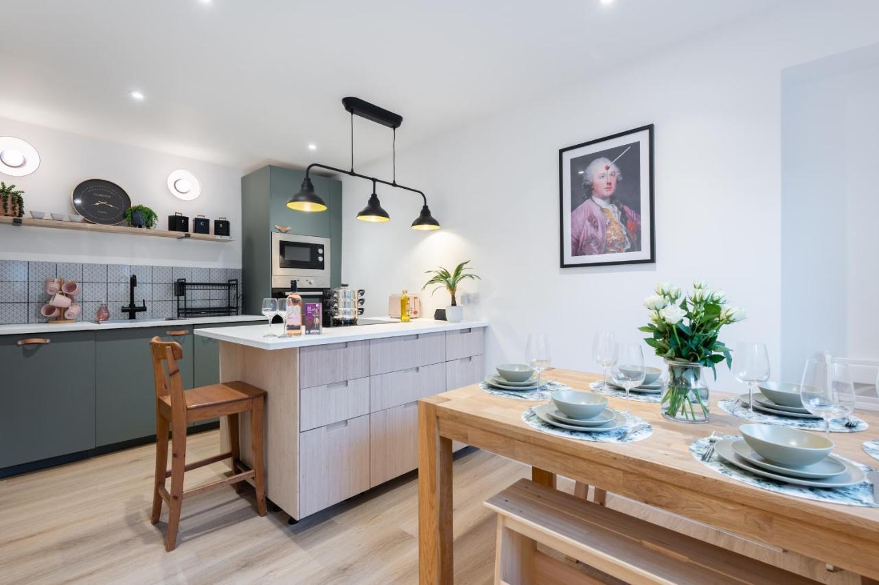 The Pinkish House - 4 Bed Home In The Town Centre Blairgowrie and Rattray Екстериор снимка