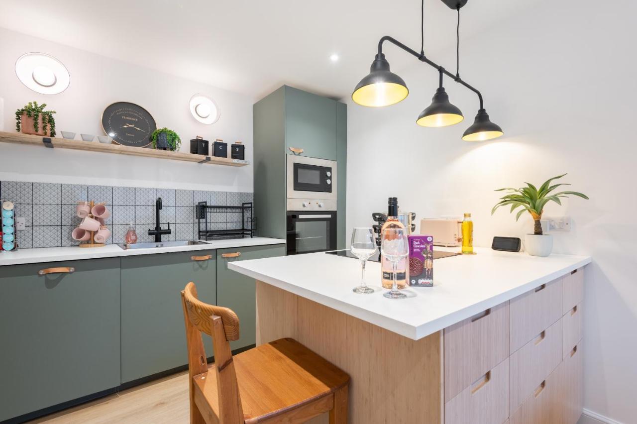 The Pinkish House - 4 Bed Home In The Town Centre Blairgowrie and Rattray Екстериор снимка